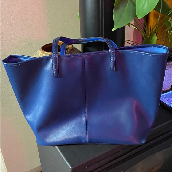 Coach Large Blue Tote GUC - Picture 2 of 8